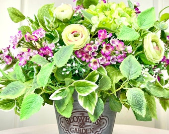 Spring Floral Arrangement with Hydrangeas, Dining Table Centerpiece, Easter Table Decoration, Mother's Day Gift