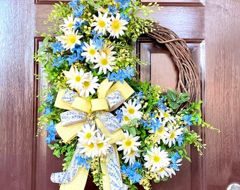 Spring and Summer Wreath for Front Door with Daisies, Easter Front Porch Decor, Floral Twig Wreath, Natural Outdoor Home Decor