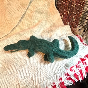 Creation-Needle Felted Alligator Sculpture 9”x4”x1.5” All Wool open mouth
