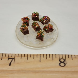 Fudge Plate for Dollhouse or Lantern