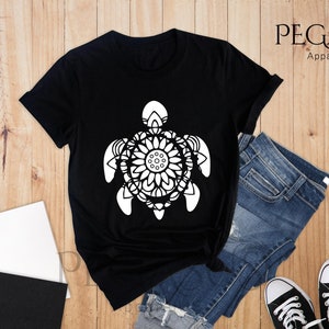 Turtle Shirt, Turtle Mandala Shirt, Turtle Mandala Tee, Sea Turtle, Graphic Tee, Turtle Lover Gift, Save The Turtles, Cute Turtle Shirt