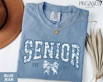 Comfort Colors® Senior 2027 Shirt, Preppy Senior Shirt, Graduate 2027 Shirt, High School Senior Shirt, Chinoiserie Coquette Graduation Shirt