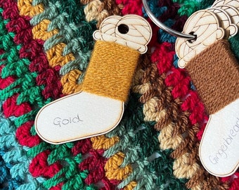 Christmas Stocking Yarn Tags: Birch Wood Project Trackers