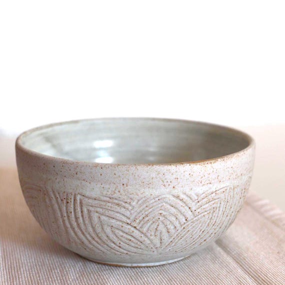 Bowl, Müslischale, Suppenschale,beige, mit Ritzdekor versehen, Keramikschüssel, keramikschale, handgedreht, steinzeug
