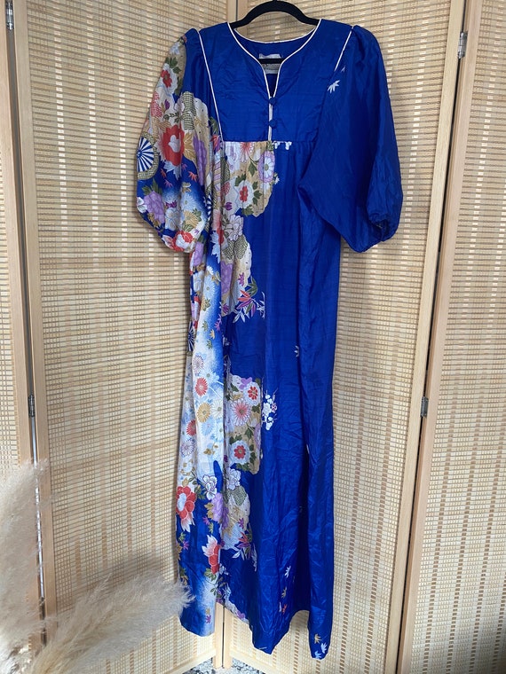 Vintage (1970s) Silk Kiyomi Dress