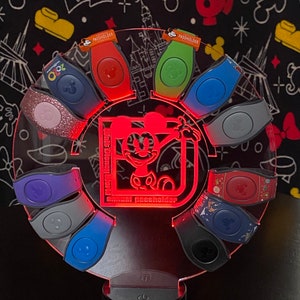 New Passholder Inspired Custom Engraved LED MagicBand Holder
