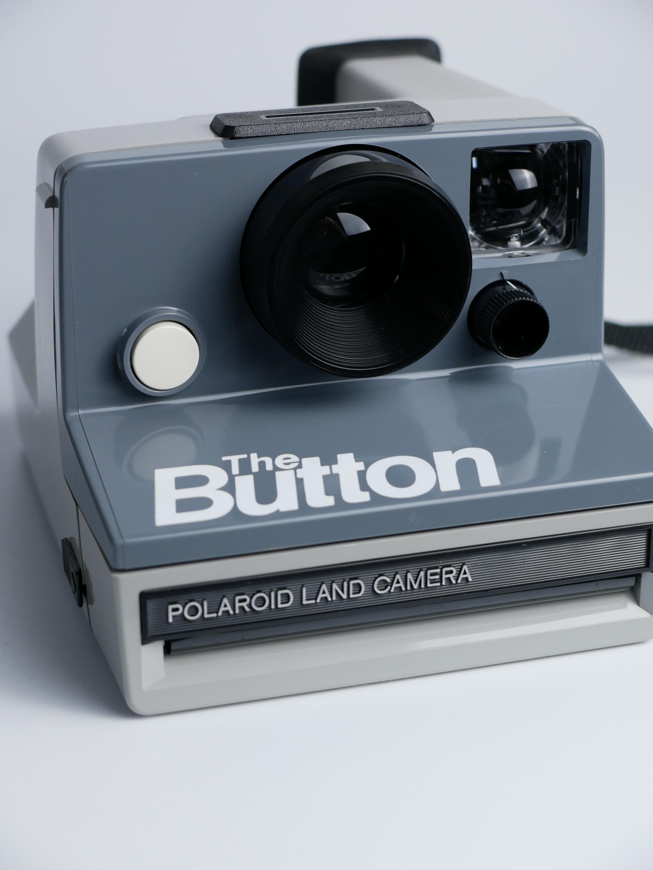 Vintage Polaroid 'the Button' Land Camera . 1981 . Instant Film Camera ...