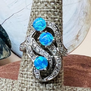 Beautiful blue opal ring/Blue fire Opal Inlay Genuine 925 Sterling silver size 7.5