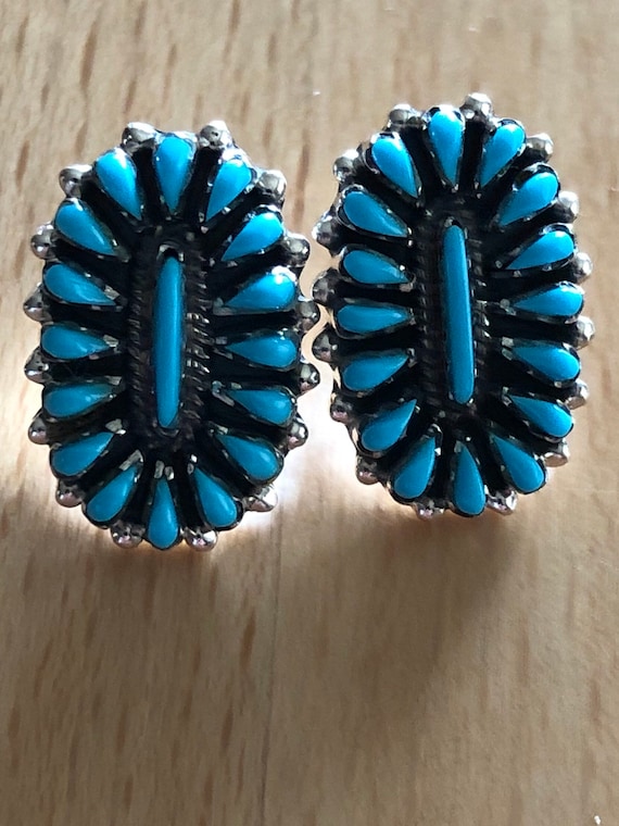 Cluster turquoise earrings outlet