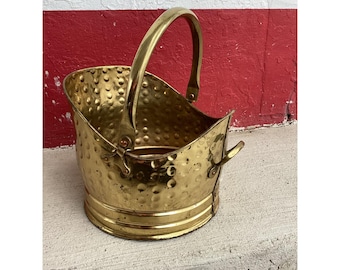 Vintage Hammered Brass Coal Scuttle Bucket Fireplace Hearth Decor Kindling Pot