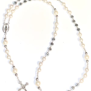 Custom pearl family name rosary add up to 5 names.