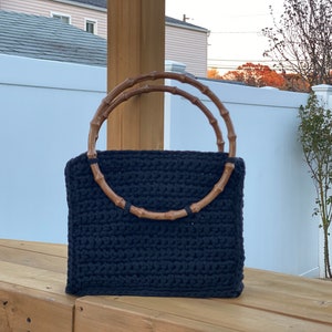 Bamboo wood top handle square handbag , handmade bag, crochet cotton bag