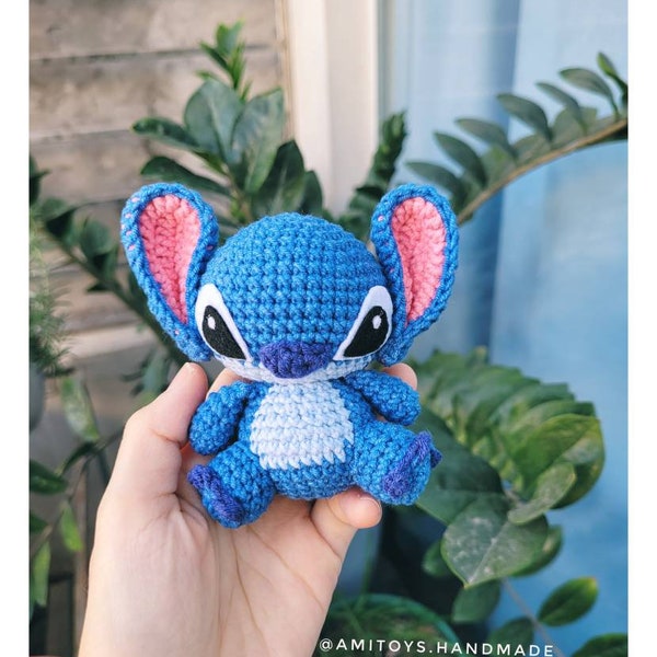 Crochet Stitch, stitch amigurumi, Stitch gift, Stitch Keychain Handmade, Lilo and Stitch