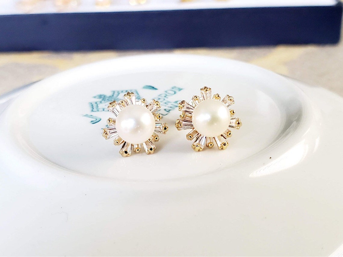 Natural pearl earrings | Etsy