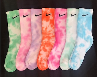 tie dye nike socks