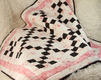 QUILT PATCHWORK handmade -Baby patchwork bedspread- Crib comforter- Foot of bed- Sofa blanket- Patchwork bedspread