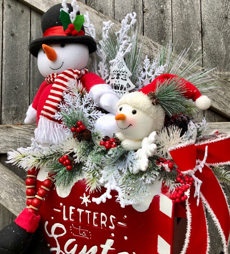 Snowman Mailbox Decorated Mailbox Centerpiece Snowman Etsy