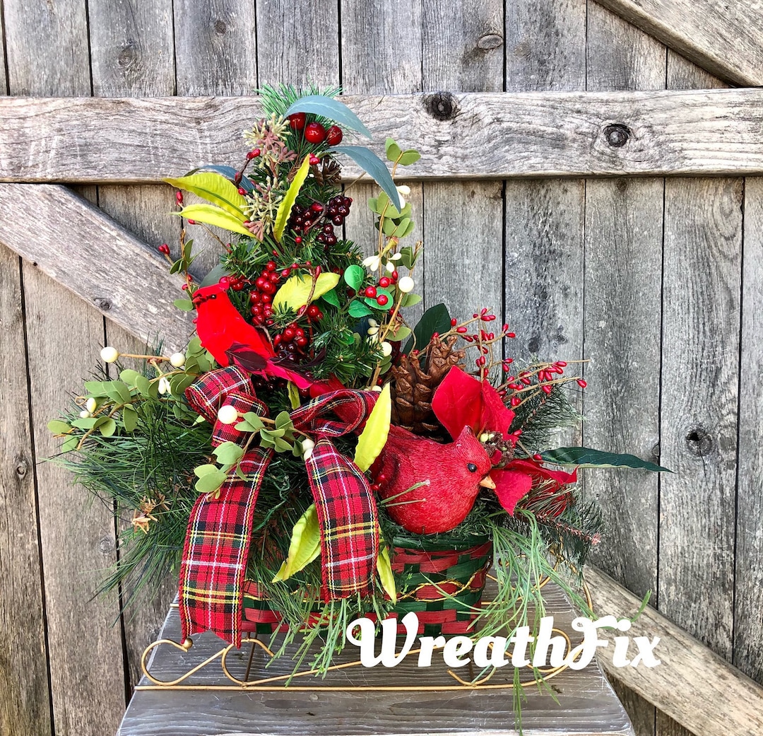 Red Cardinals Arrangement Country Centerpiece Christmas - Etsy