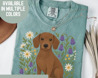 Cute Dachshund Mom Shirt – Wiener Dog Lover Tee – Doxie Owner Gift – Sausage Dog Clothing – Wiener Dog Life Shirt- Dixie Mom Shirt