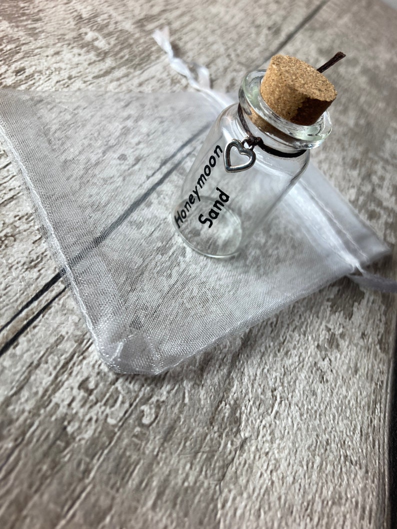 Honeymoon Keepsake, Unique Wedding Gift, Small Honeymoon Sand Bottle, Wedding keepsake, Bride gift, Mr and Mrs Couple Gift, Beach honeymoon image 4