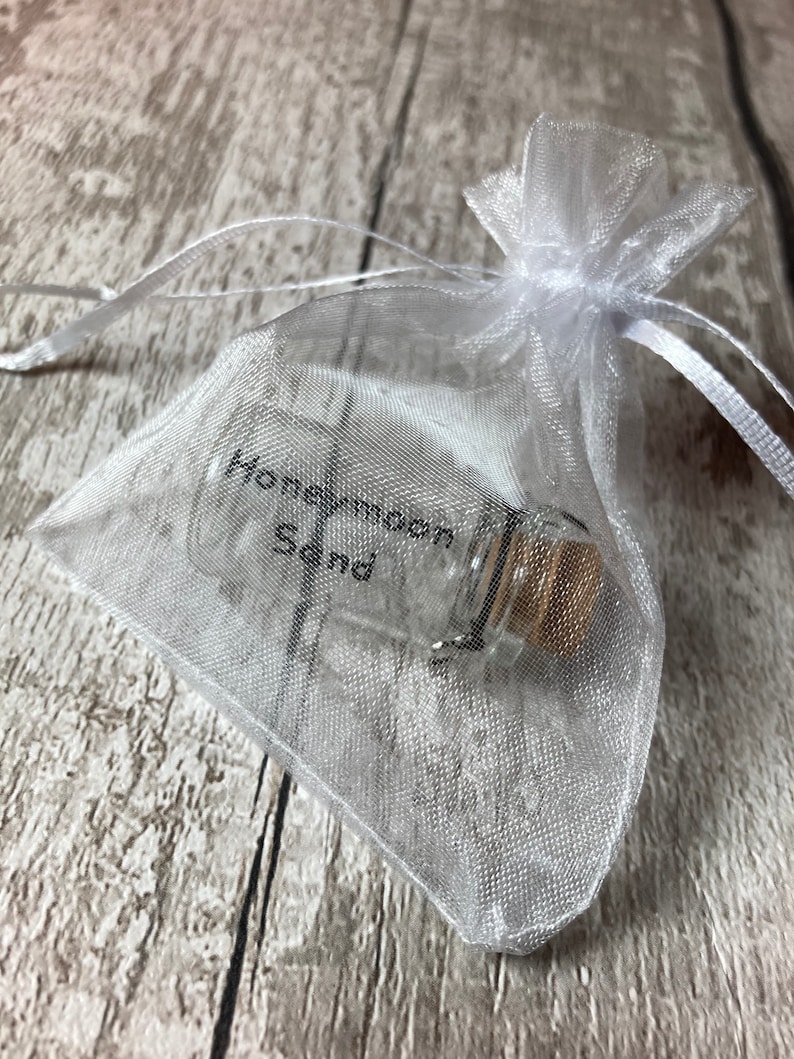 Honeymoon Keepsake, Unique Wedding Gift, Small Honeymoon Sand Bottle, Wedding keepsake, Bride gift, Mr and Mrs Couple Gift, Beach honeymoon image 3