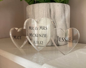 Personalised Wedding Gift, Mr and Mrs gift Idea, Wedding Date and Name Heart Gift, Couple Gift,Unique Anniversary Gift, Wedding day keepsake