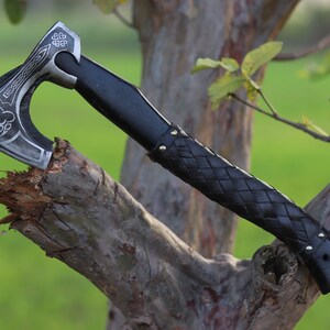 Handmade Viking Axe: High Carbon Steel, Rose Wood Shaft