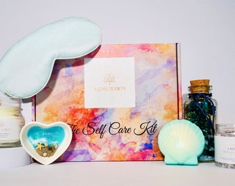 Beach Spa Gift Set, Coconut Candle, Seashell Soap, Ocean Potpourri