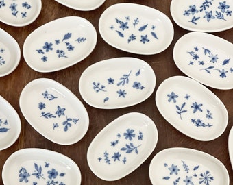 mini oval plate, scattered blue floral botanical, ring dish, pill dish
