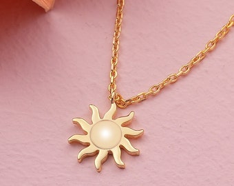 14k 18k Solid Gold Sun Solar Pendant Necklace, Celestial Star Sun Necklace, Birthday Gift for Her, Sun Jewelry