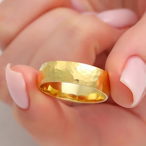 6mm Gold Hammered Dome Wedding Band, 10k 14k 18k Solid Wedding Band for Men Women, Plain Simple Band, Polished Comfort Fit Wedding Ring