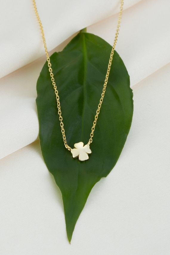 Top Brand Famous High Quality Four Leaf Clover Necklace - China Necklace  and Fashion Pendant price