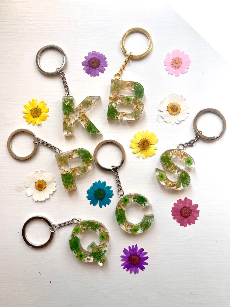 Custom Resin Flower Keyrings Custom Personalised Keyrings Gifts for Her Handmade Gifts Christmas Gift Spring Easter Gift Green