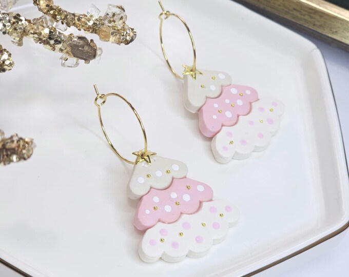 Pink Christmas Tree Earrings – Handmade Clay Earrings with Gold Star & Resin Finish, Festive Holiday Jewelry