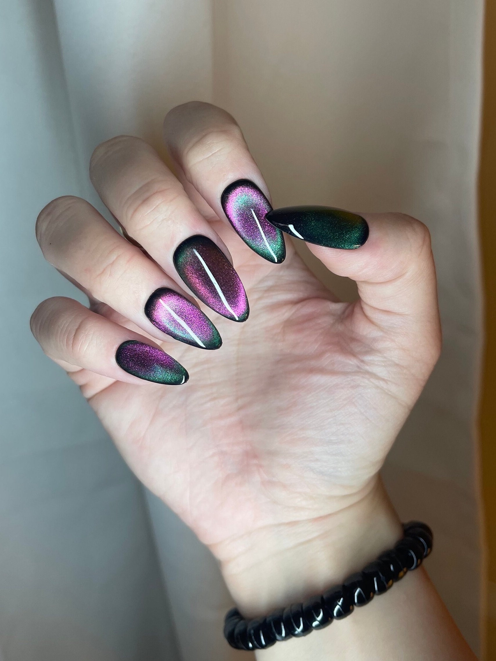 Cat Stiletto Nail 