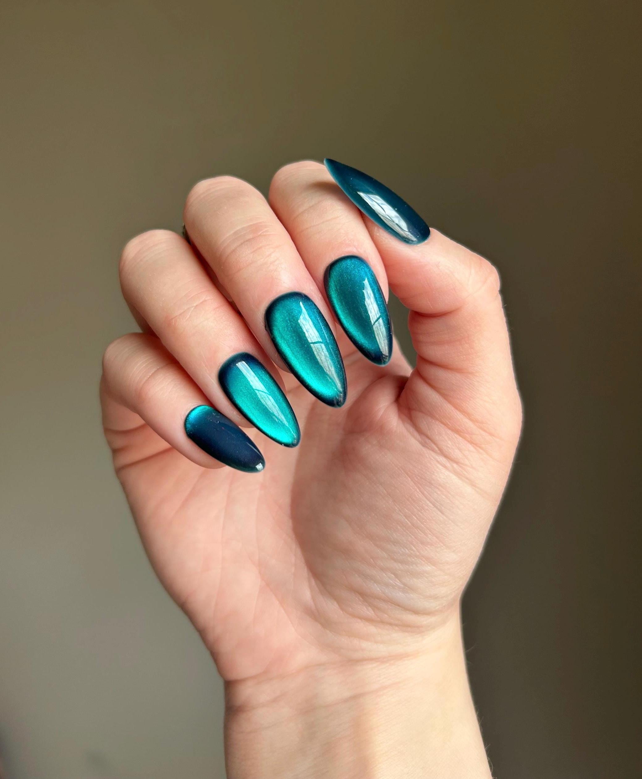 ALLURE | Electric Aqua Teal Color Shift Press on Nails | Witchy