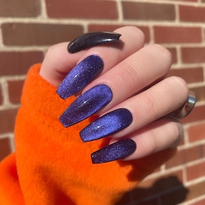 SPELLBOUND | Blue Color Shifting Cats Eye Press On Nails | Witchy Nails |  Magpie Nails | Glue On Nails