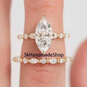 1.50 CT Marquise Cut Moissanite Compass Prong Set Ring, Hidden Halo Bridal Ring Set, Alternative Round & Marquise Cut Bubble Prong Set Band
