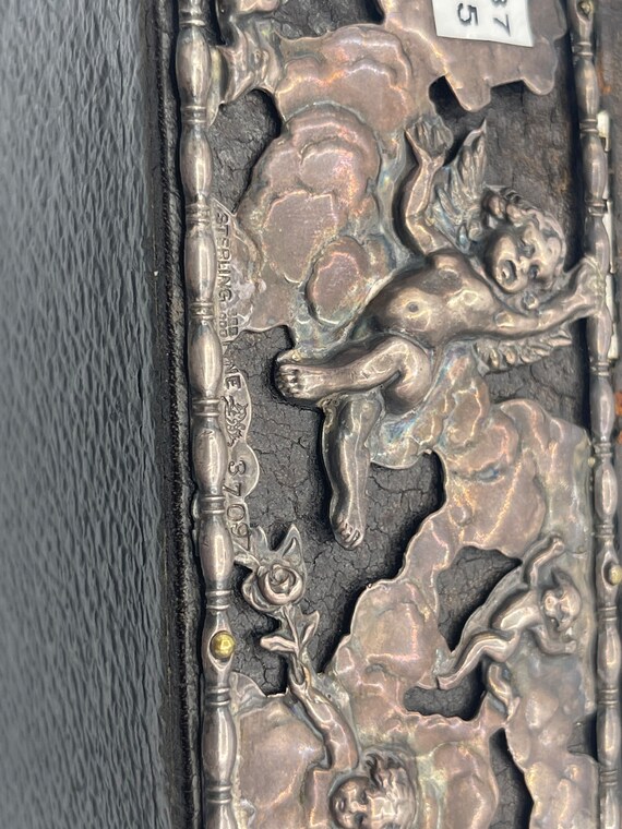 Vintage Sterling Jewelry Box w/ Cherubs over Leat… - image 4