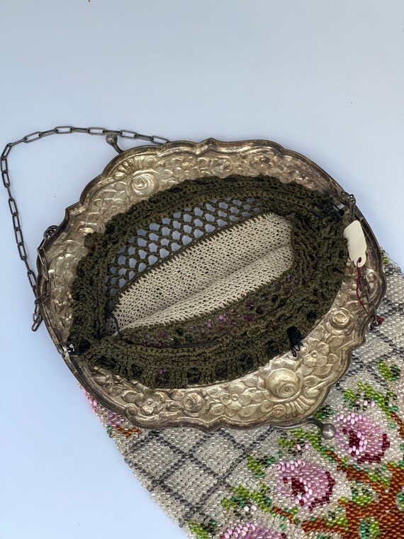 Vintage Ladies Beaded Purse w/ Roses - image 4