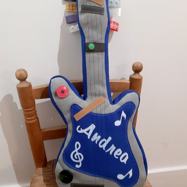 Doudou Guitare pour musicien en herbe