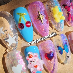 Fruity Bear Sparkling Press On Nails