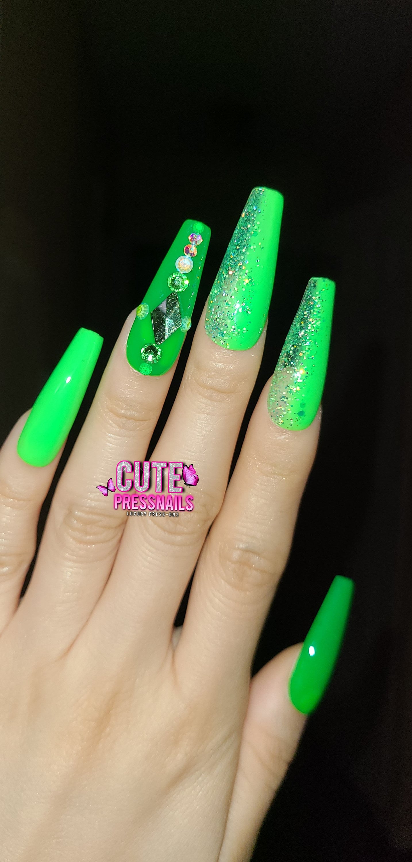Green Nails - Etsy