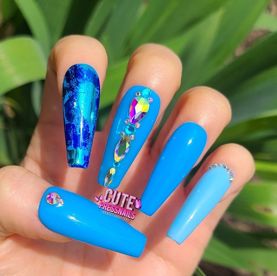 Buy Reusable Dance in the Moonlight Premium Press on Nails Gel Fake Nails  Cute Fun Colorful Gel Nail False Faux Nails 161zz Online in India - Etsy