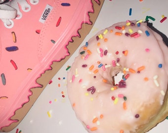 pink donut vans