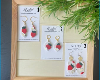 Strawberry clay earrings, handmade earrings clay, fruit earrings clay, fruit jewelry, statement earrings,  summer earrings, gift for her