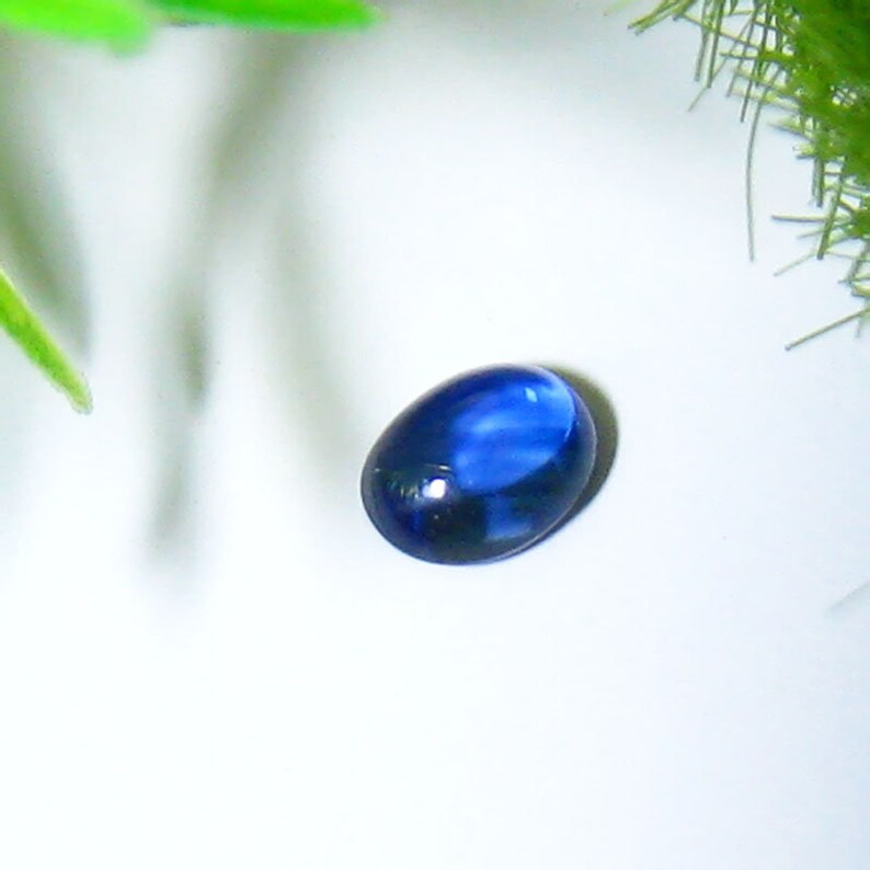 Amazing Natural Sri Lankan Blue Sapphire Cab 0.40Ct Gem Stone