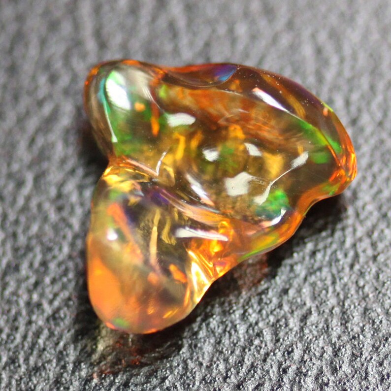 1.80Ct Natural Play Of Colours Mexican Jelly Opal Visual Attached