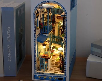 Alley in Santorini Book Nook - Book Shelf Insert - Bookcase with Light Model Building Kit