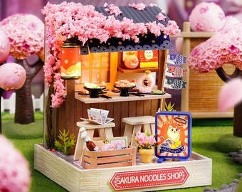 Sakura Noodles Shop Miniatures Dollhouse with Dust Cover || 1:24 with light kid craft